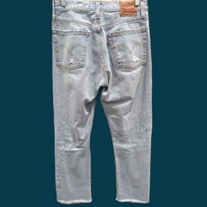 Levi's 501 Women's Original Cropped & Distressed Jeans - Size 26x26"